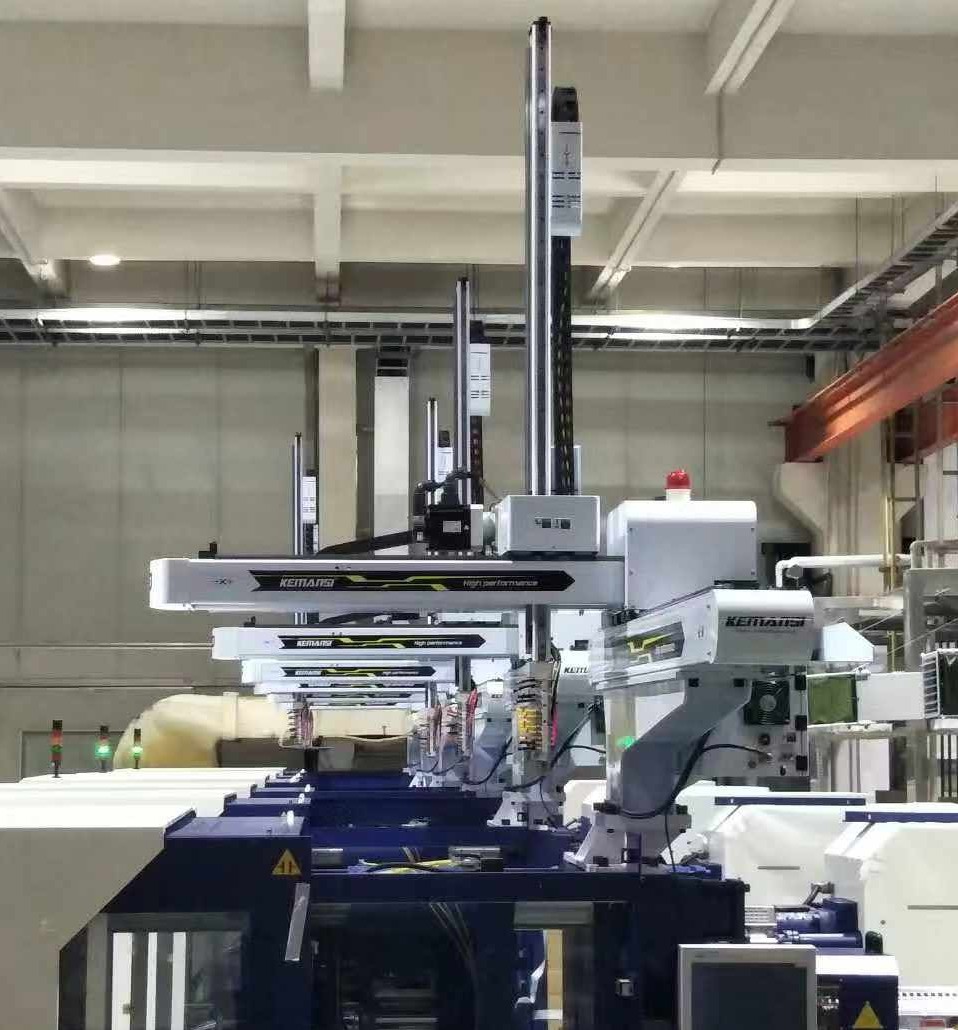 注塑机机械手.jpg
